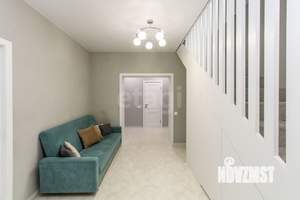 Дом 220м², 2-этажный, участок 10 сот.  