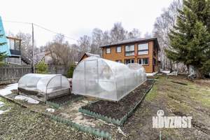 Дом 225м², 2-этажный, участок 10 сот.  
