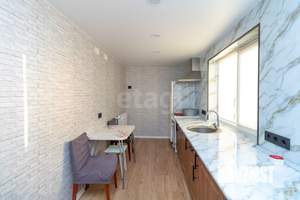 Дом 42м&sup2;, 2-этажный, участок 10 сот.  