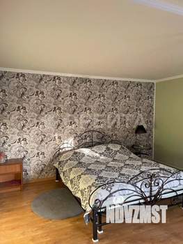 Дом 256м&sup2;, 2-этажный, участок 13 сот.  