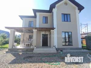 Коттедж 161м&sup2;, 2-этажный, участок 5 сот.  