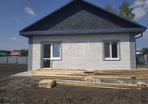 Дом 70м&sup2;, 1-этажный, участок 4 сот.  