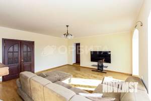 Таунхаус 210м&sup2;, 2-этажный, участок 2 сот.  