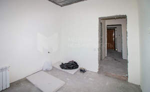 Дом 182м&sup2;, 2-этажный, участок 4 сот.  