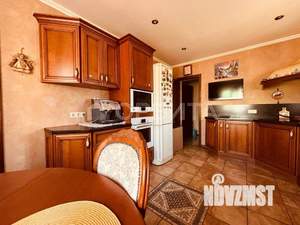 Дом 150м², 2-этажный, участок 15 сот.  