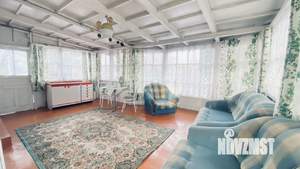 Дом 70м&sup2;, 2-этажный, участок 8 сот.  