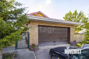 Дом 365м&sup2;, 2-этажный, участок 10 сот.  