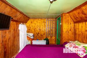 Дом 20м&sup2;, 2-этажный, участок 5 сот.  