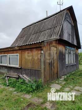 Дом 30м², 2-этажный, участок 5 сот.  