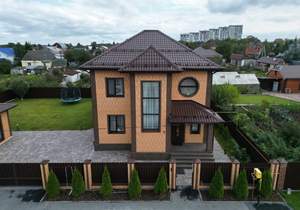 Дом 164м&sup2;, 2-этажный, участок 9 сот.  