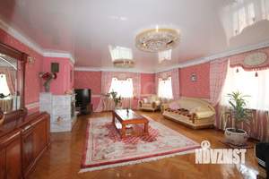Дом 249м², 2-этажный, участок 11 сот.  