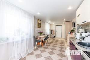 Дом 83м², 2-этажный, участок 6 сот.  