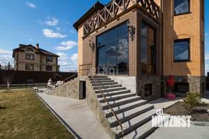 Дом 363м², 2-этажный, участок 18 сот.  