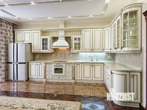 Дом 472м², 2-этажный, участок 10 сот.  