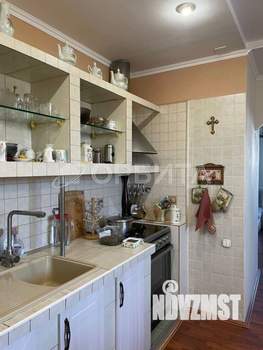 Дом 256м&sup2;, 2-этажный, участок 13 сот.  