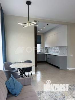 Дом 135м&sup2;, 2-этажный, участок 9 сот.  