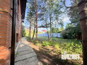 Коттедж 364м², 3-этажный, участок 15 сот.  