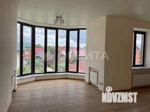 Дом 512м&sup2;, 2-этажный, участок 10 сот.  