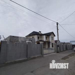 Коттедж 161м², 2-этажный, участок 5 сот.  