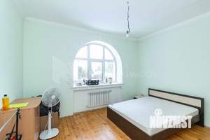 Коттедж 560м&sup2;, 2-этажный, участок 15 сот.  