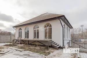 Дом 600м&sup2;, 2-этажный, участок 10 сот.  