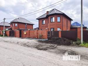 Дом 200м&sup2;, 2-этажный, участок 6 сот.  