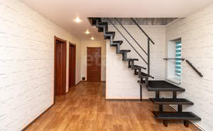 Дом 100м&sup2;, 2-этажный, участок 3 сот.  