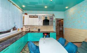 Дом 169м&sup2;, 2-этажный, участок 9 сот.  