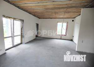 Дом 125м&sup2;, 2-этажный, участок 5 сот.  