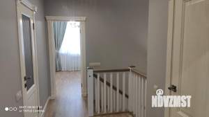 Коттедж 280м², 2-этажный, участок 10 сот.  