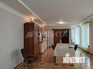 Дом 201м², 2-этажный, участок 6 сот.  