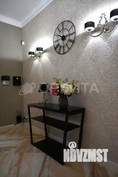 Дом 354м&sup2;, 2-этажный, участок 16 сот.  