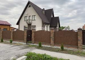 Дом 160м², 2-этажный, участок 10 сот.  