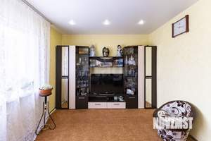 Дом 100м&sup2;, 1-этажный, участок 8 сот.  