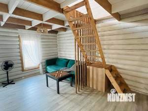 Дом 30м&sup2;, 2-этажный, участок 5 сот.  