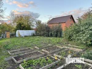 Дом 98м&sup2;, 2-этажный, участок 13 сот.  