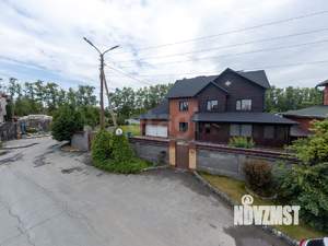 Дом 200м&sup2;, 2-этажный, участок 12 сот.  