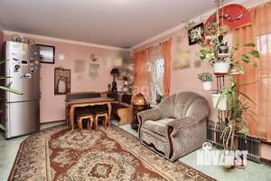 Дом 291м², 2-этажный, участок 6 сот.  