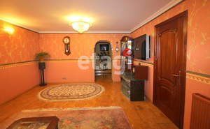 Дом 450м², 3-этажный, участок 11 сот.  