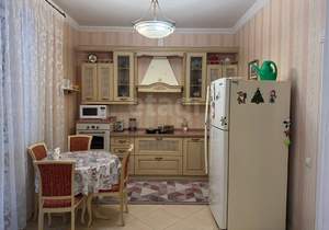 Дом 140м&sup2;, 2-этажный, участок 4 сот.  