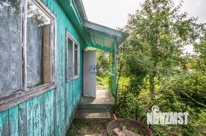 Дом 30м&sup2;, 2-этажный, участок 4 сот.  