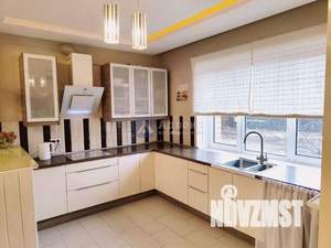 Коттедж 176м&sup2;, 2-этажный, участок 10 сот.  