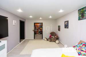 Дом 220м², 2-этажный, участок 4 сот.  