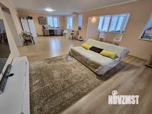 Коттедж 391м², 3-этажный, участок 7 сот.  