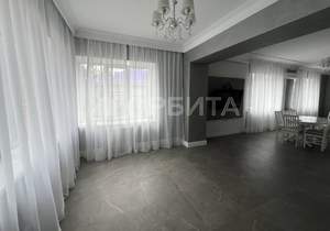 Дом 280м², 2-этажный, участок 0 сот.  