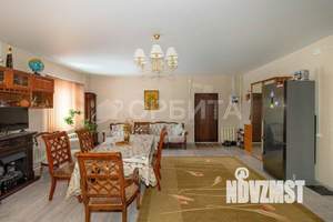 Дом 174м&sup2;, 2-этажный, участок 3 сот.  