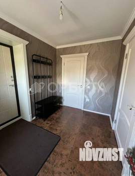 Дом 92м&sup2;, 2-этажный, участок 3 сот.  