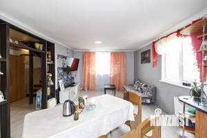 Дом 100м&sup2;, 2-этажный, участок 8 сот.  