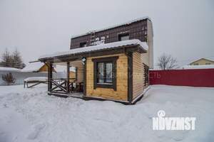 Дом 60м&sup2;, 2-этажный, участок 10 сот.  