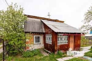 Дом 22м&sup2;, 2-этажный, участок 8 сот.  